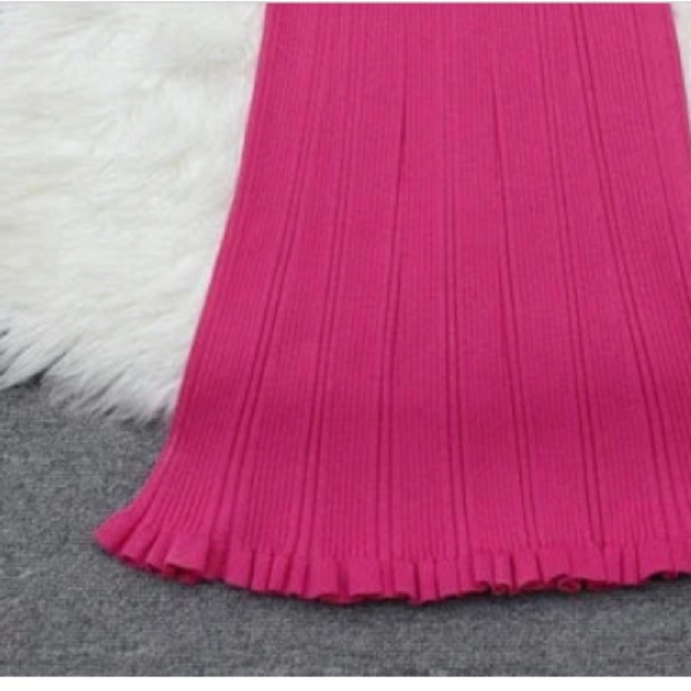 Pink Queen Apparel Bodycon Sweater Dress 2025, Slim Fit Size Small - Picture 10 of 13